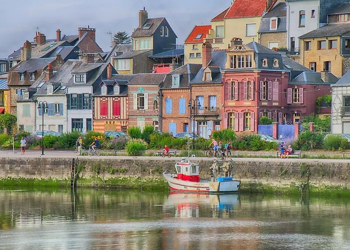 Les Portes De La Baie